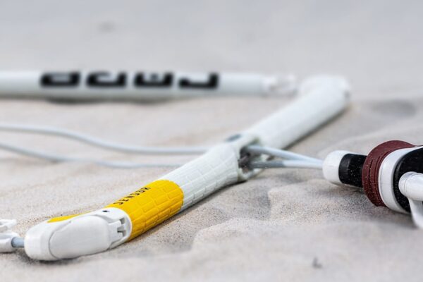 Core Kiteboarding Sensor 3 Bar - Image 4