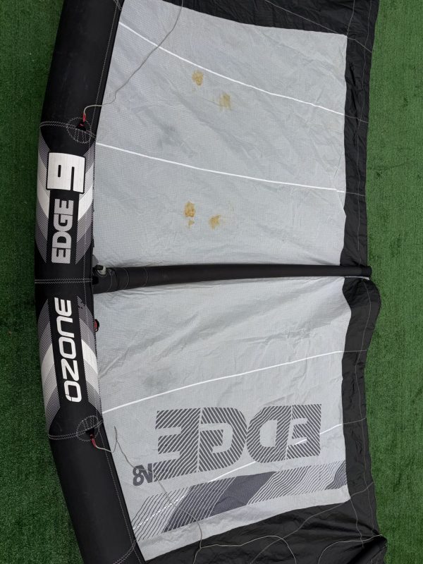 Used Ozone Edge V8 9m Kite - Image 3