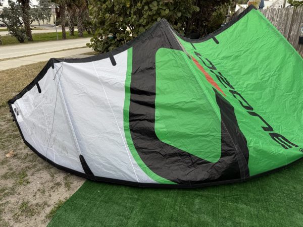 Used Ozone Edge V9 15m Kite - Image 11