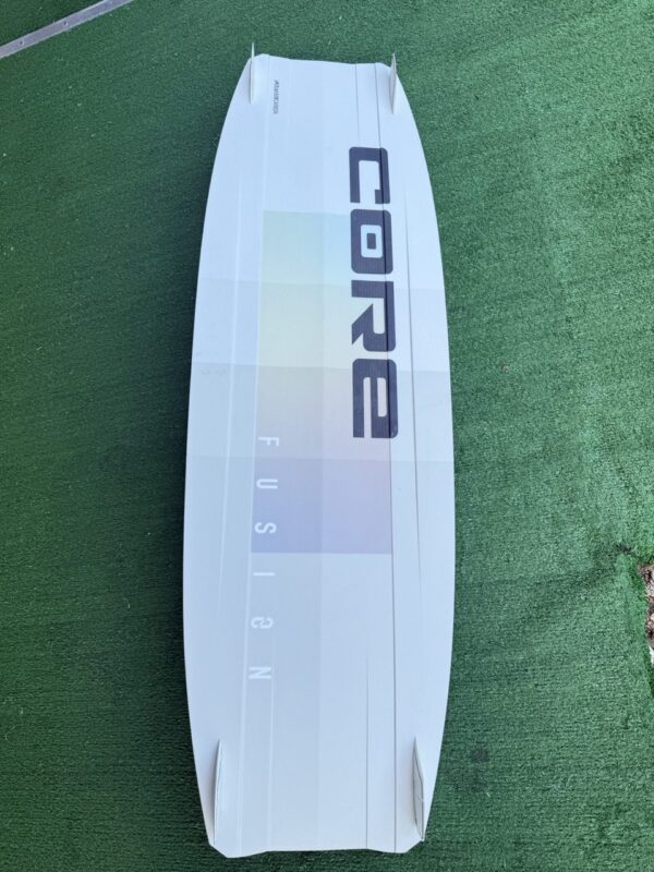 Used Core Fusion 5 141cm Kiteboard w/ Union Bindings - Image 5